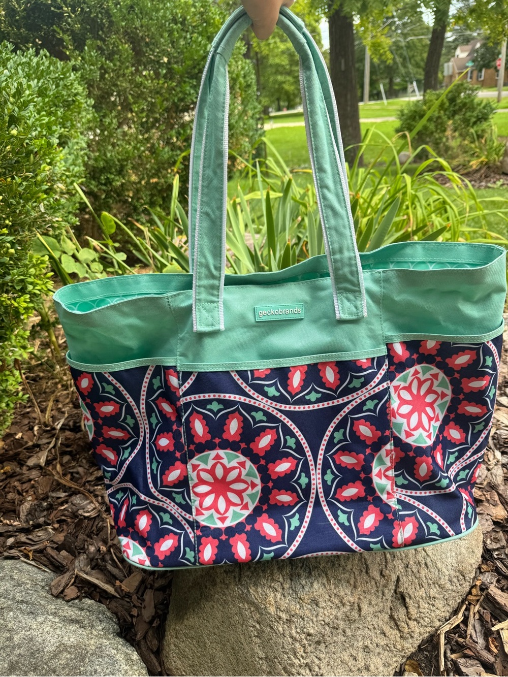 Geckobrands Mint and Navy large beach Tote - Picture 2 of 6